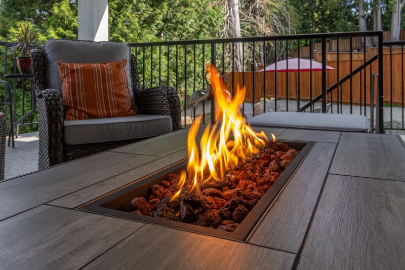 Gas Fire Pit with Glass Rocks